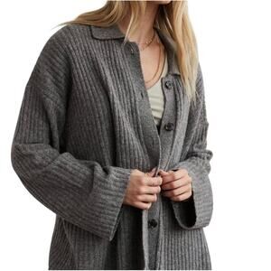 American Eagle Gray Collared Cozy Cardigan Size Medium